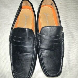 Jensen Black Loafers with Penny Style Vamp and Leather Finish